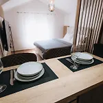 公寓 Podgoricka 波德戈里察